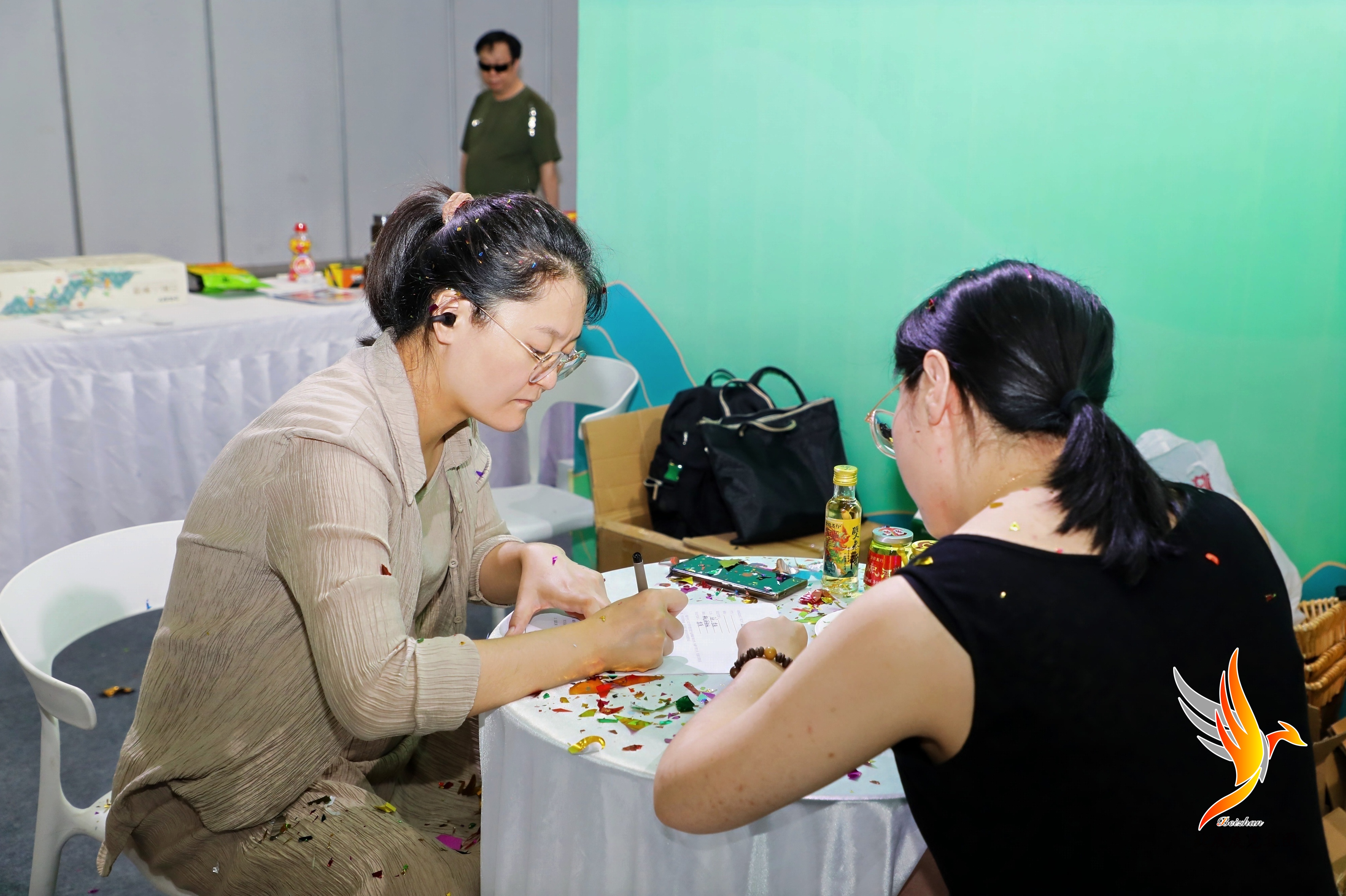 2025展会现场签约瞬间